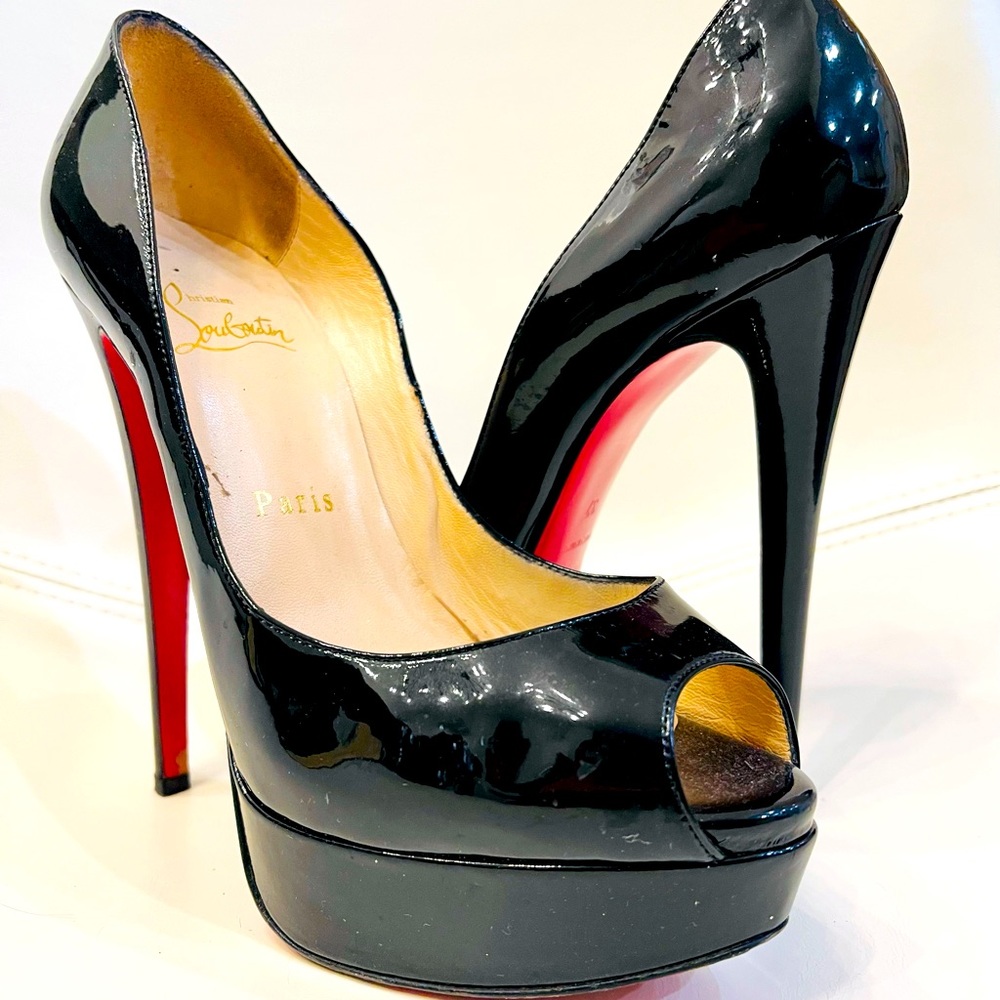 CHRISTIAN LOUBOUTIN
Patent Lady Peep 150 Heels